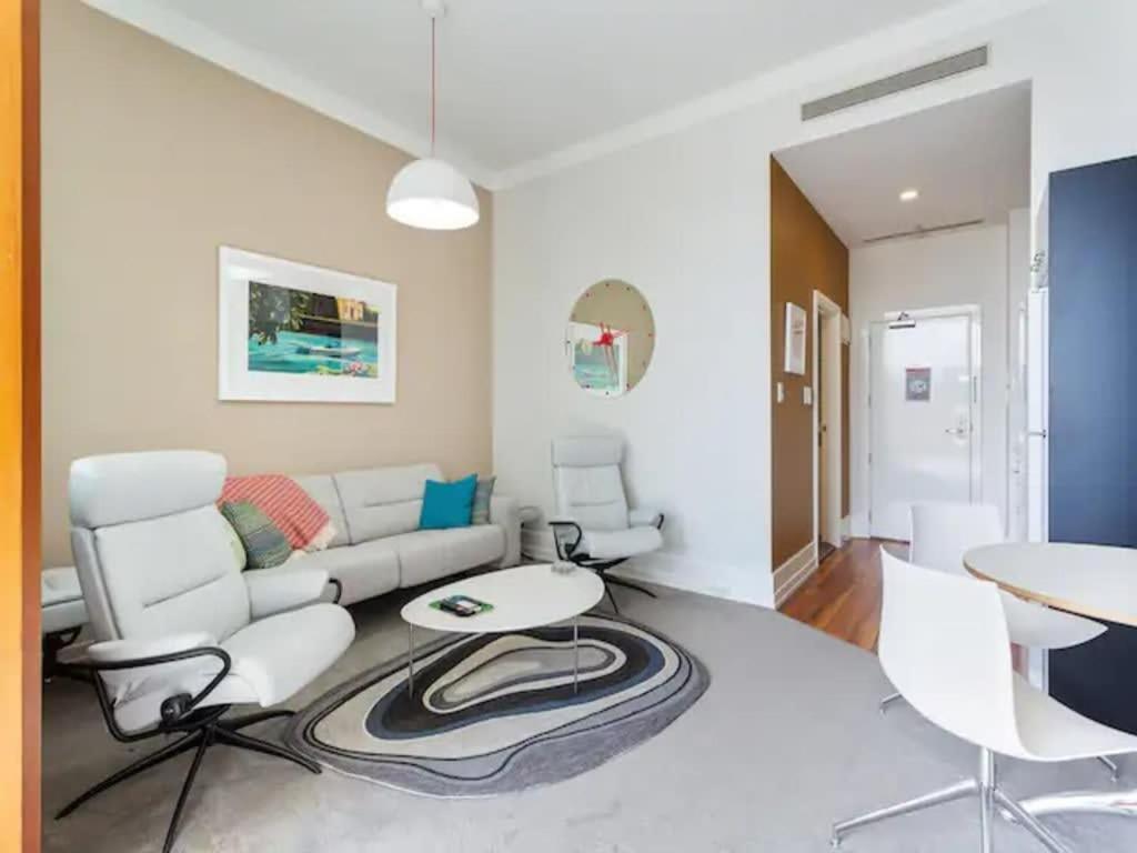 Lovely Bright Apartment With Balcony Pool And Gym Auckland Esterno foto