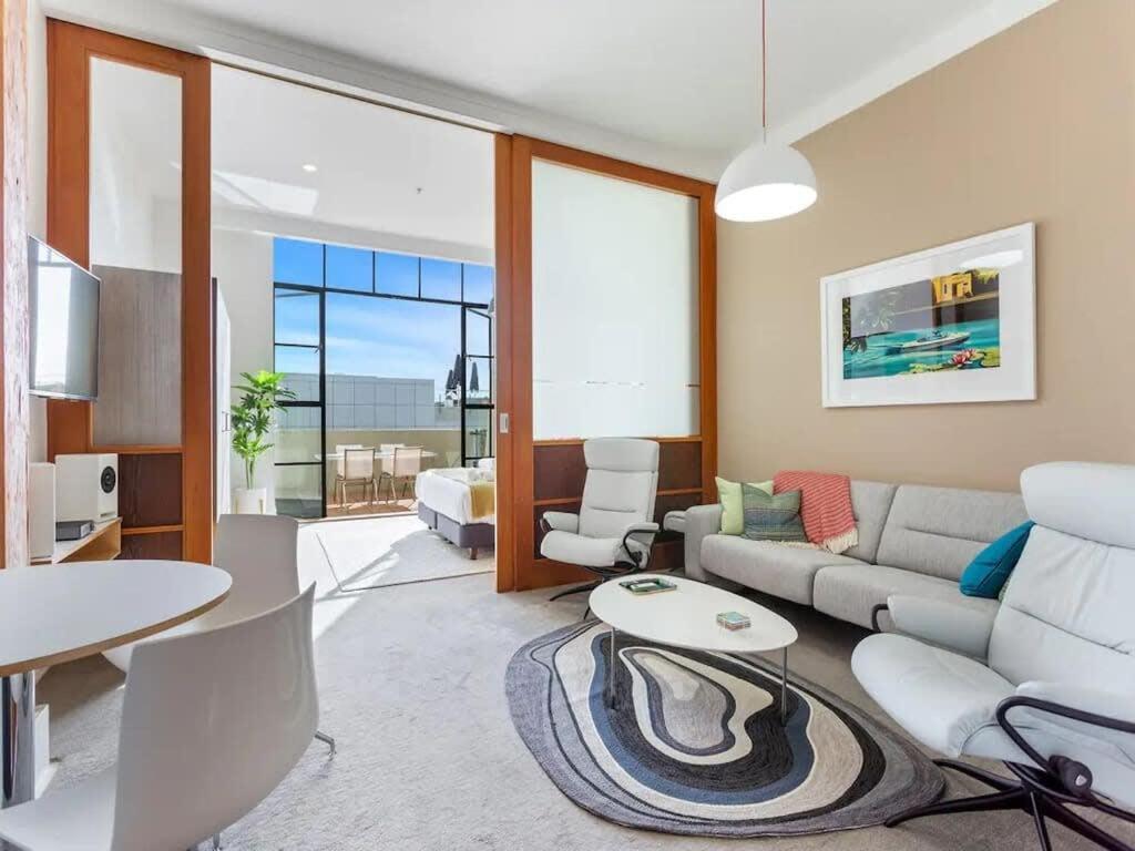 Lovely Bright Apartment With Balcony Pool And Gym Auckland Esterno foto